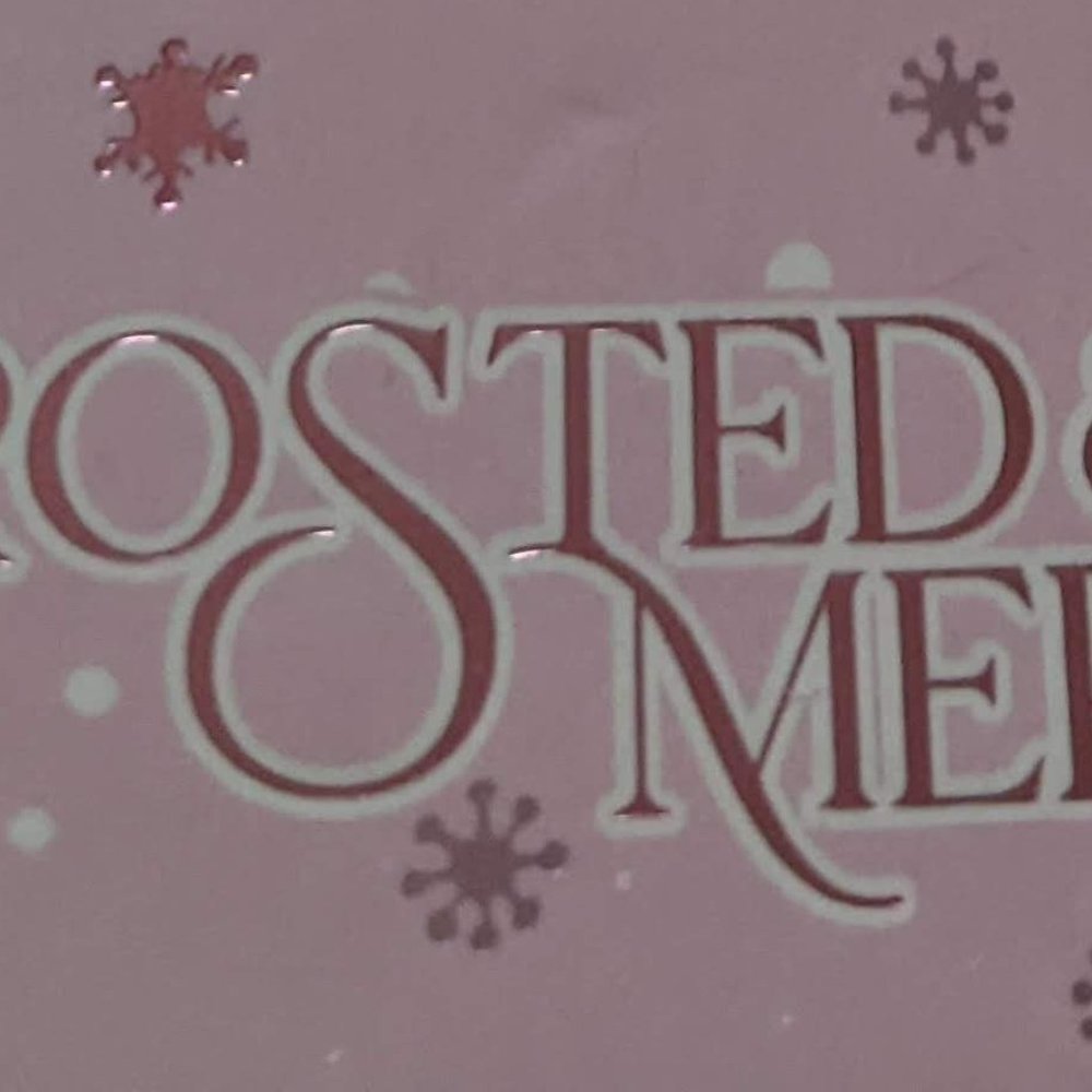 Frosted & Merry Ultimate Face & Eye All Over Palette - Picture 7 of 8